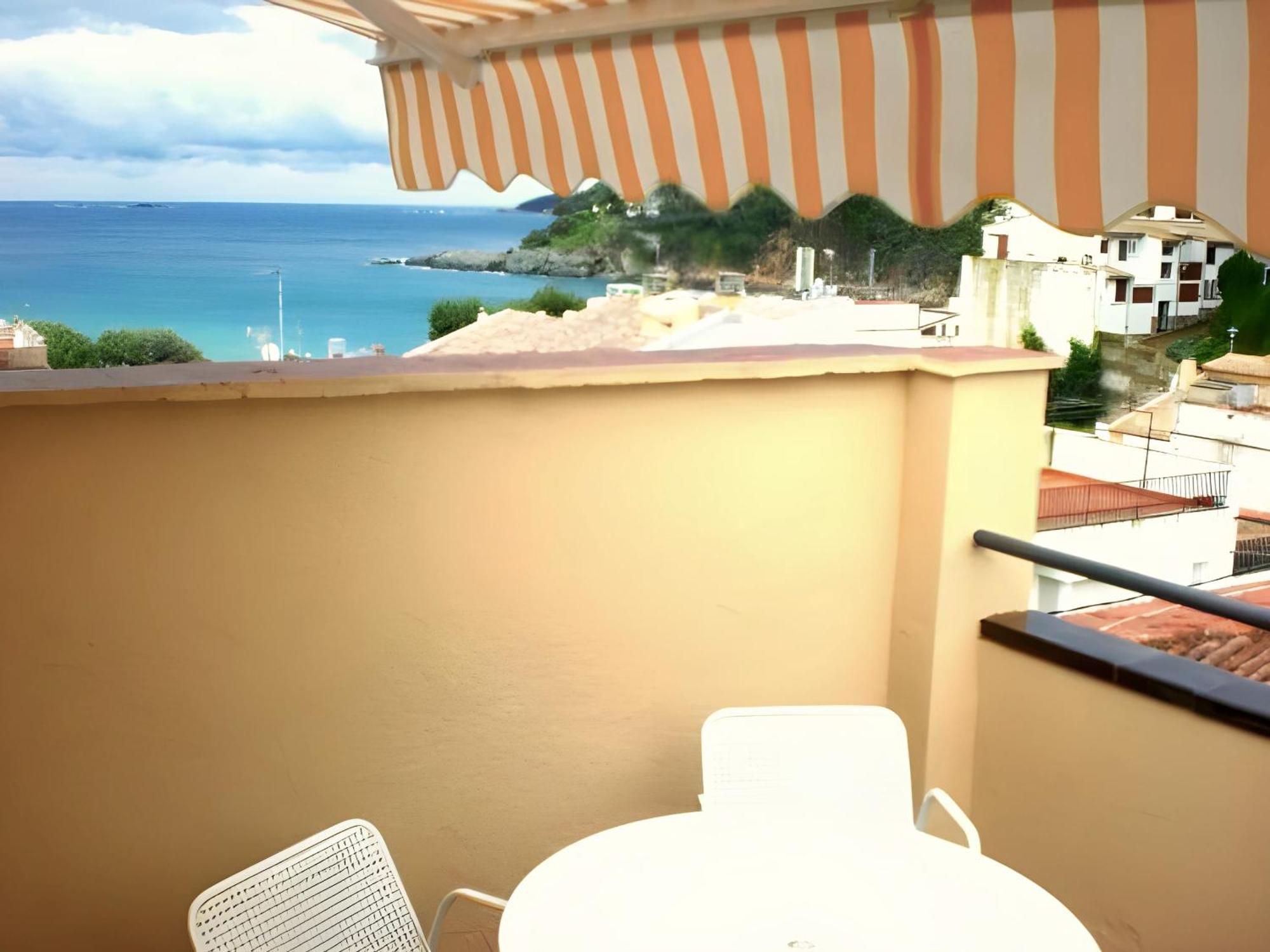 Hotel Medium Montecarlo Palafrugell Rum bild