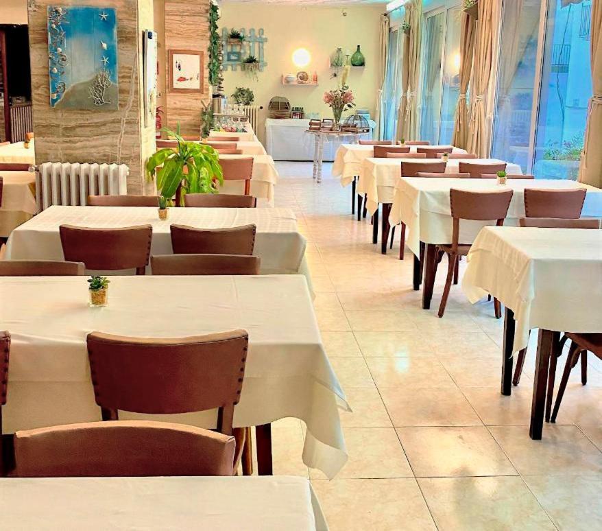 Hotel Medium Montecarlo Palafrugell Exteriör bild